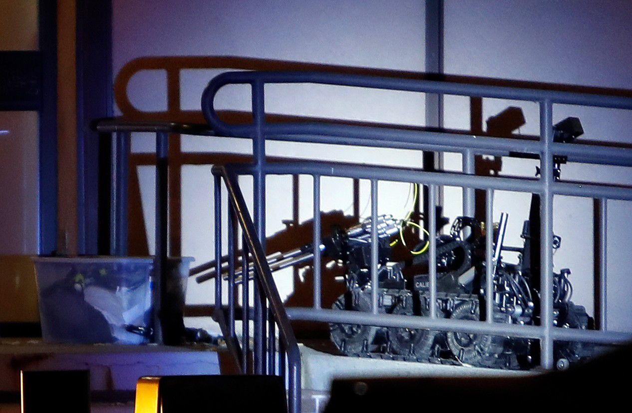 Q2 suspicious device